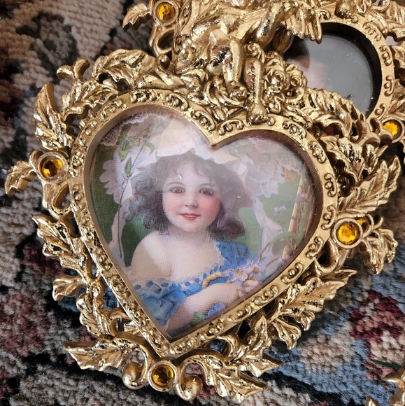 Vintage picture frames ornaments - Picture 3 of 8
